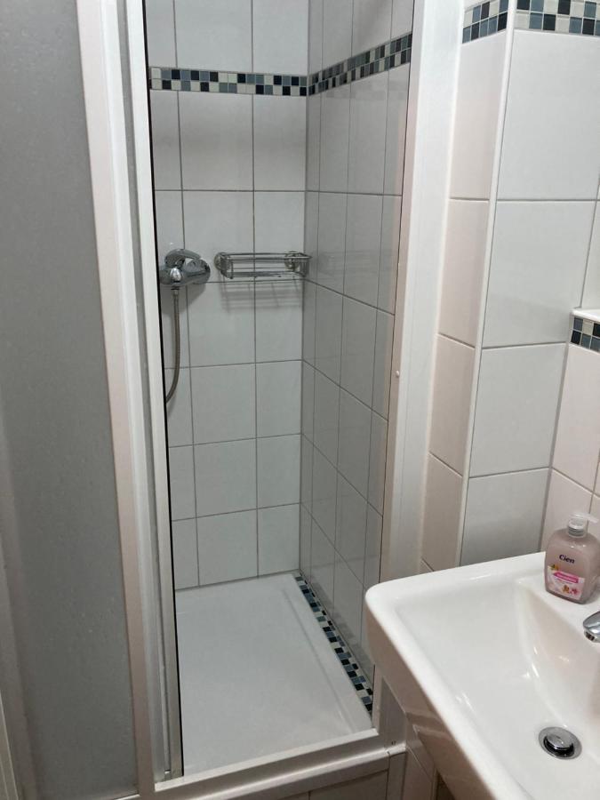 Schoene Zweiraumwohnung In Cottbus Eksteriør billede